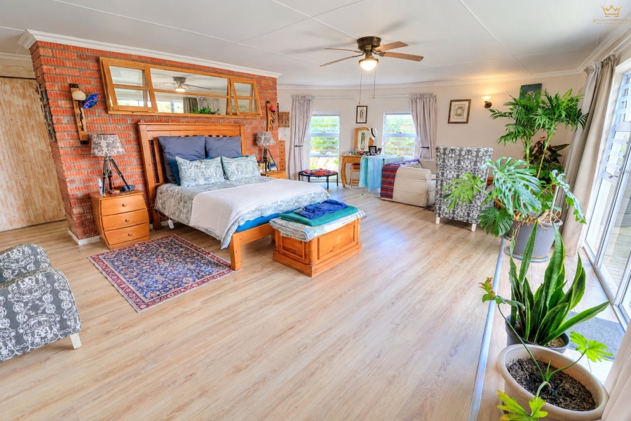 4 Bedroom Property for Sale in Bettys Bay Western Cape